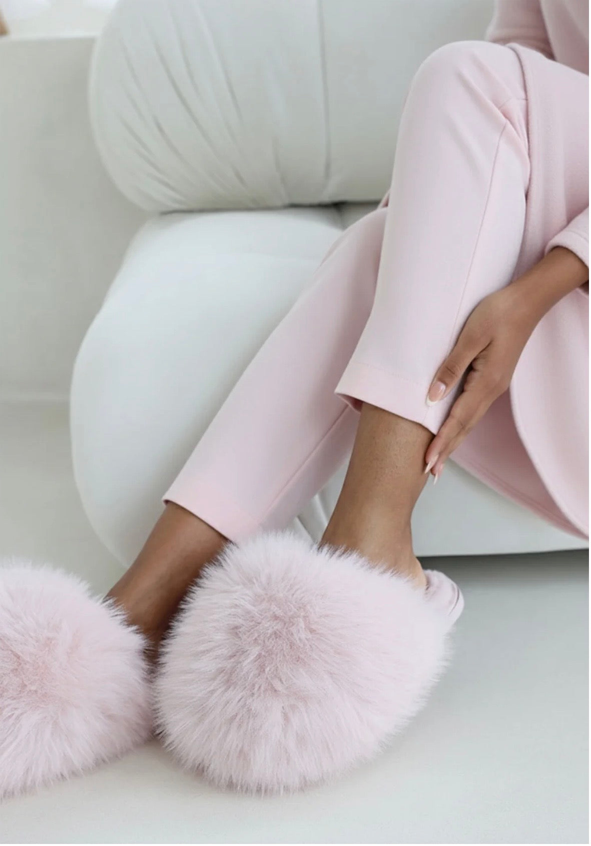 Beige Faux Fur Fluffy Slippers